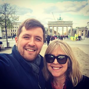 Meet your Posher, Ora